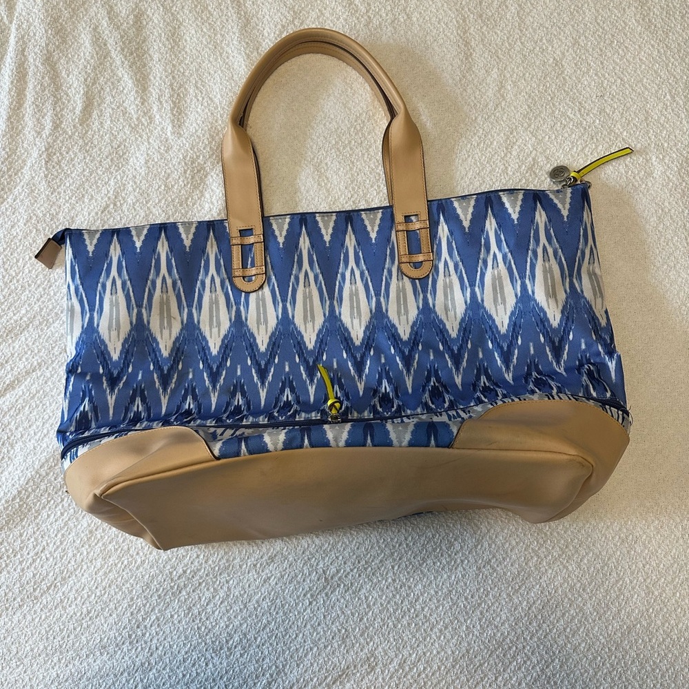 Stella and Dot expandable tote